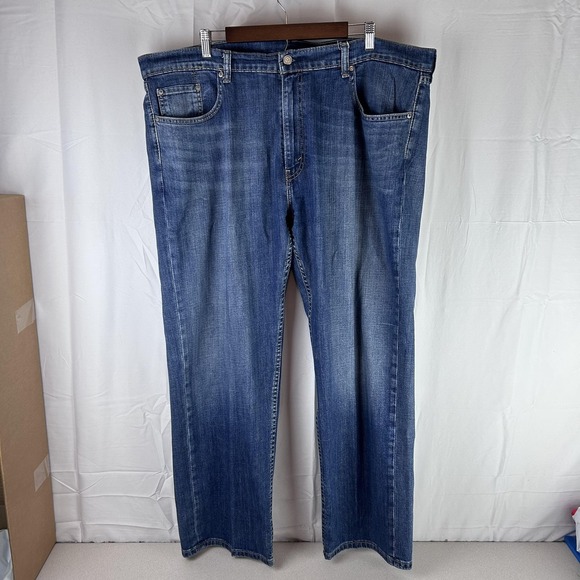 Levis 559 Jeans Mens 42x30 Blue Mid Wash Relaxed Straight Stretch Denim Zip Fly - Picture 1 of 16